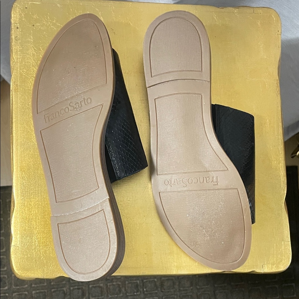 Franco Sarto Women's Gem Slide Sandal - Picture 2 of 3
